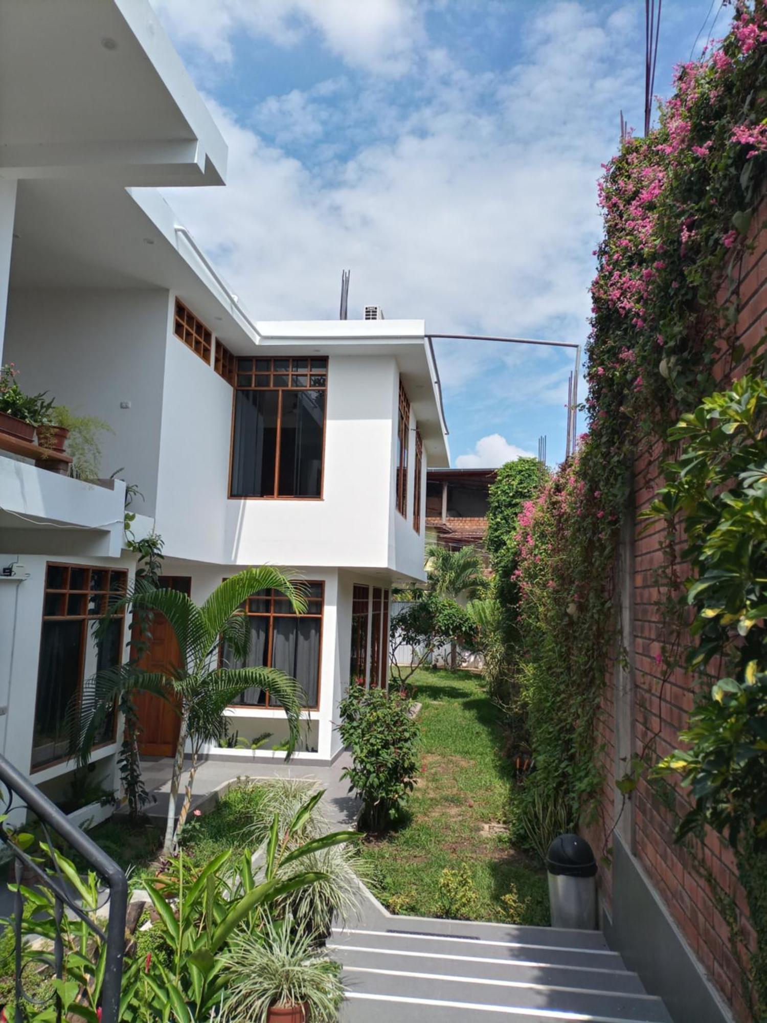 Alojamiento Familiar Custodia Tarapoto Exteriör bild