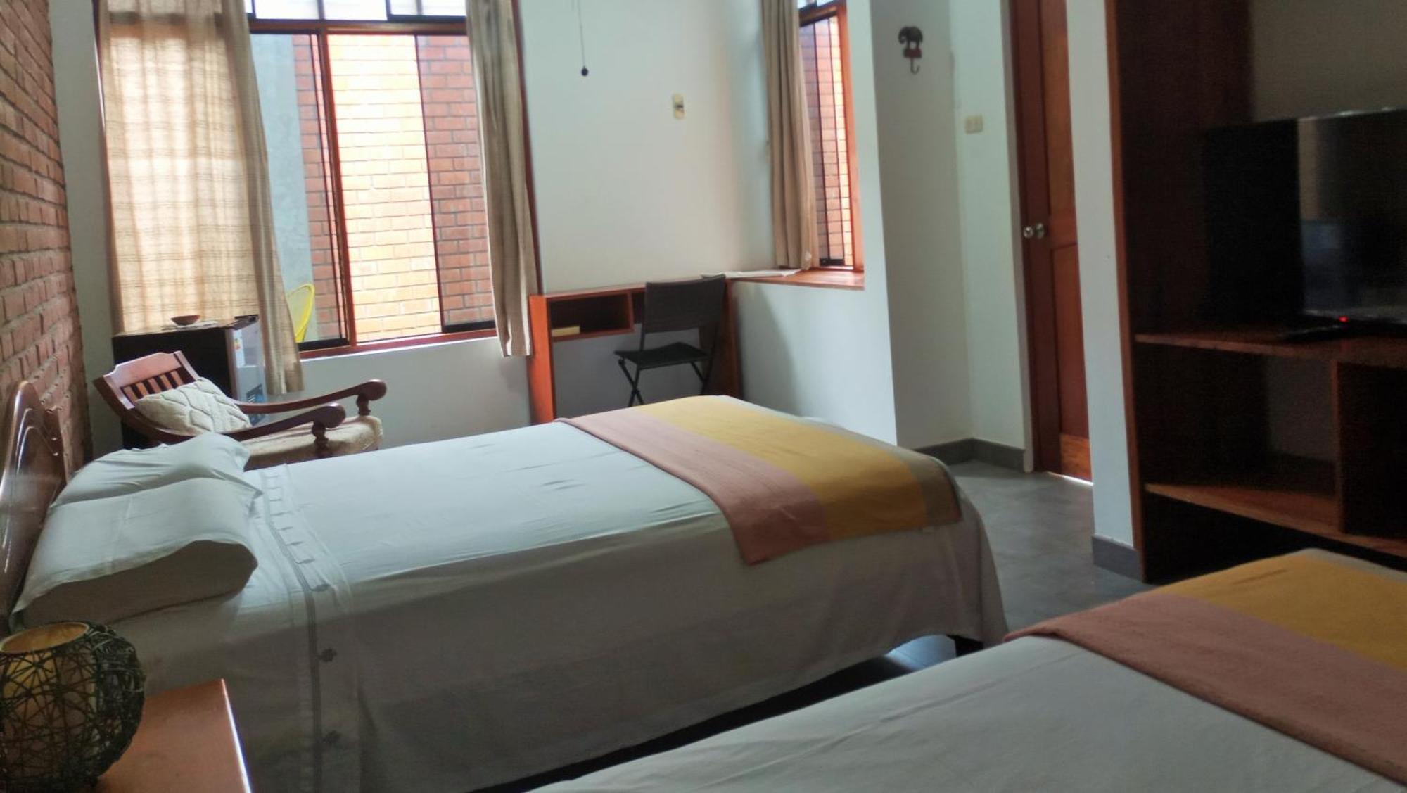 Alojamiento Familiar Custodia Tarapoto Exteriör bild