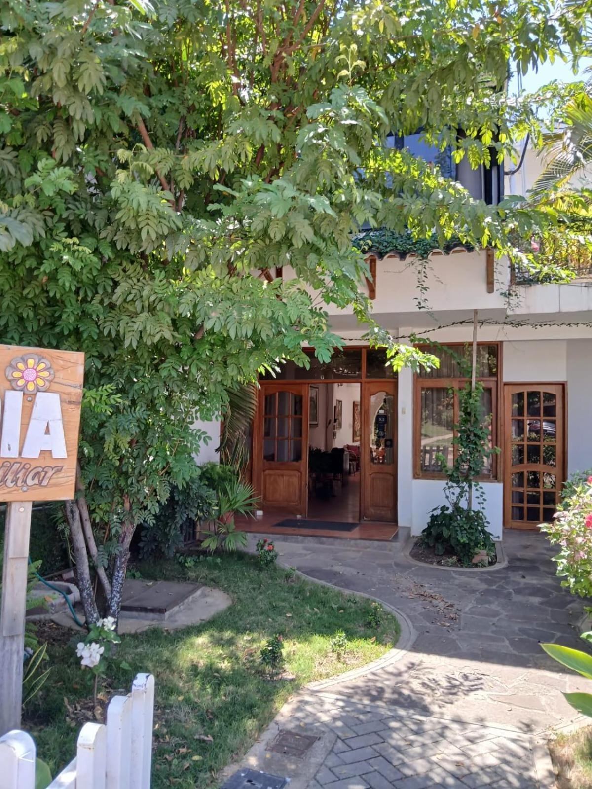 Alojamiento Familiar Custodia Tarapoto Exteriör bild