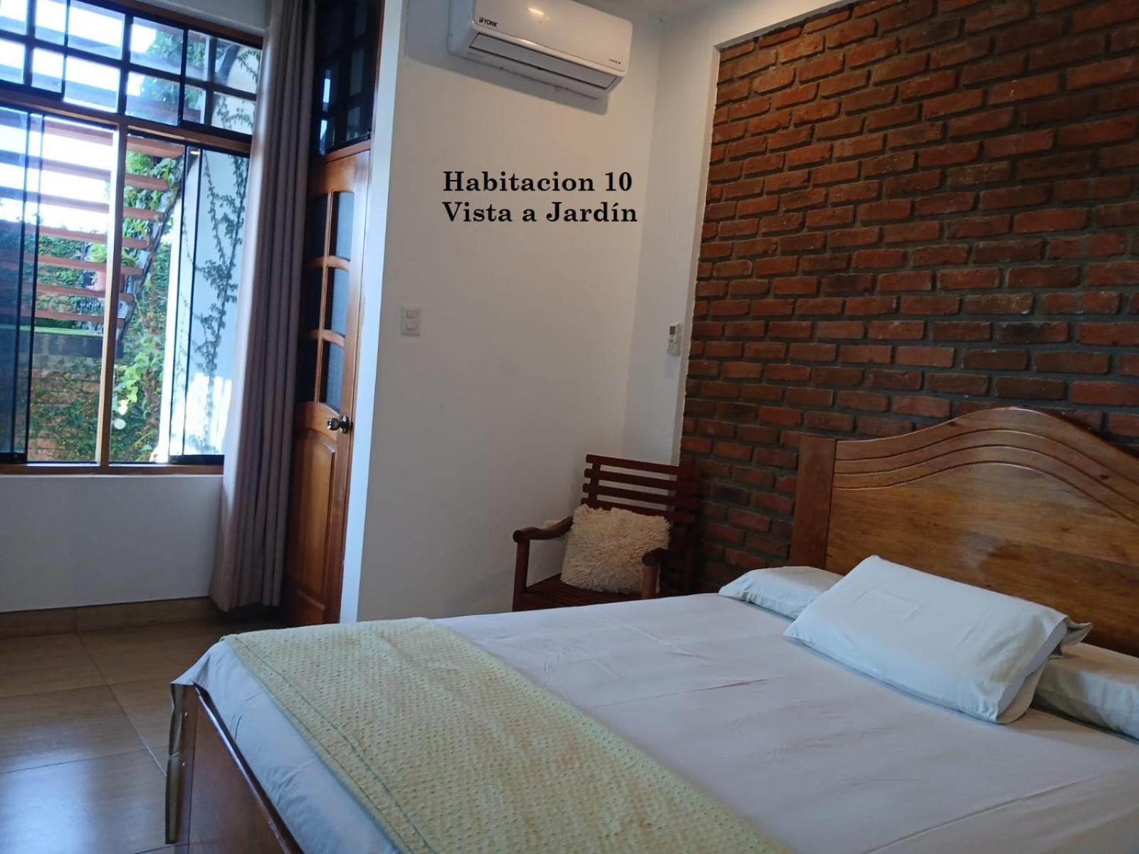 Alojamiento Familiar Custodia Tarapoto Exteriör bild