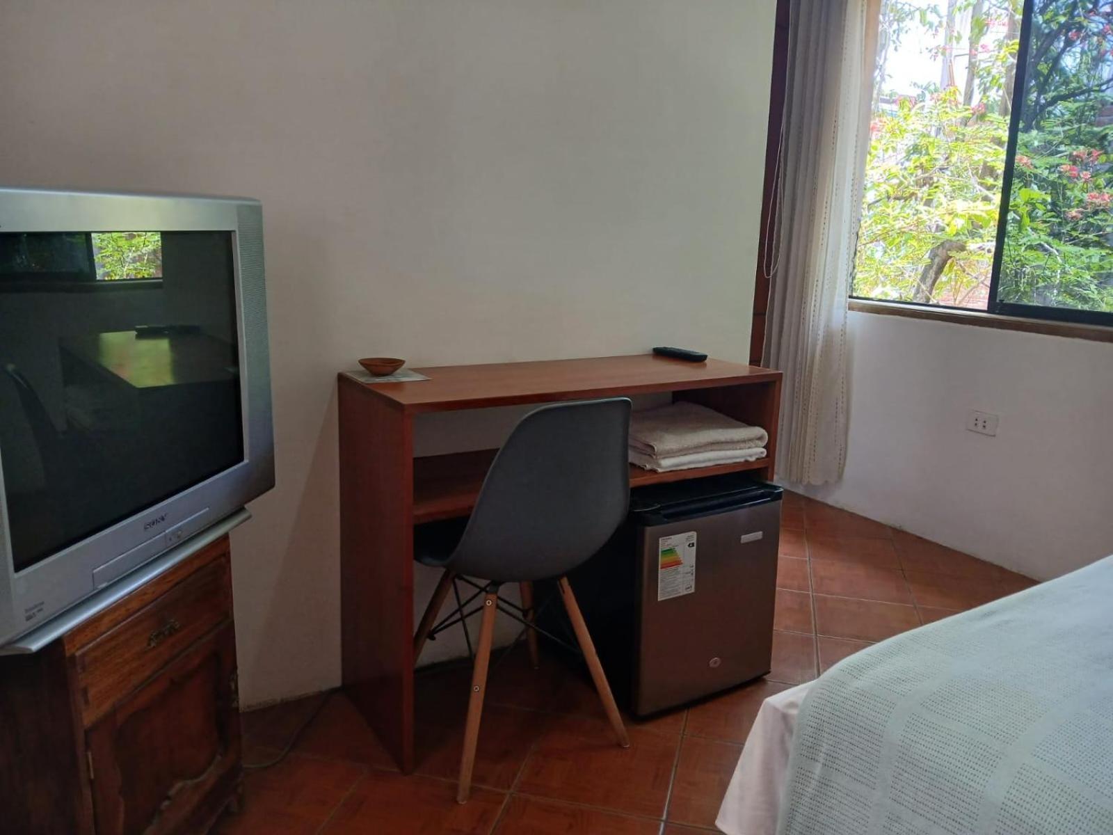 Alojamiento Familiar Custodia Tarapoto Exteriör bild